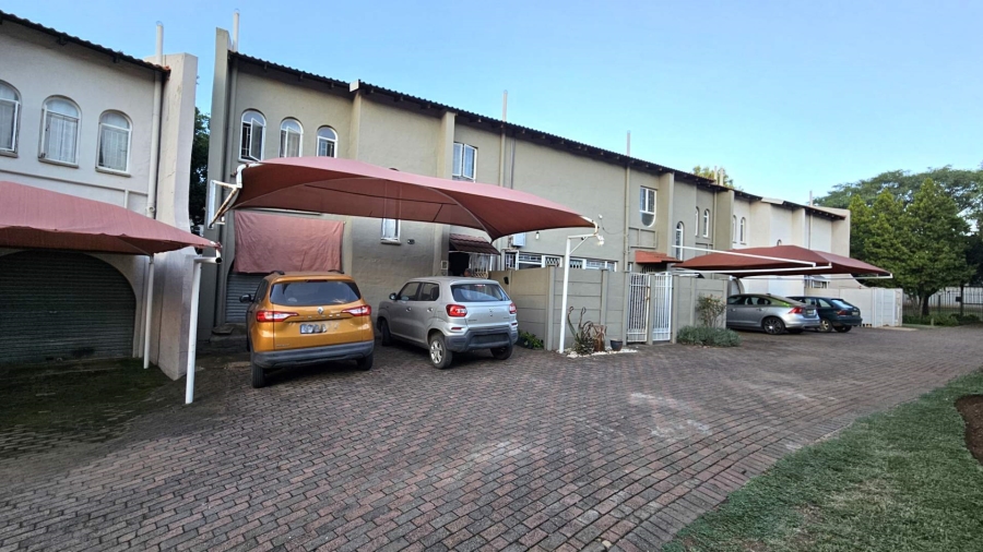 3 Bedroom Property for Sale in Ifafi North West